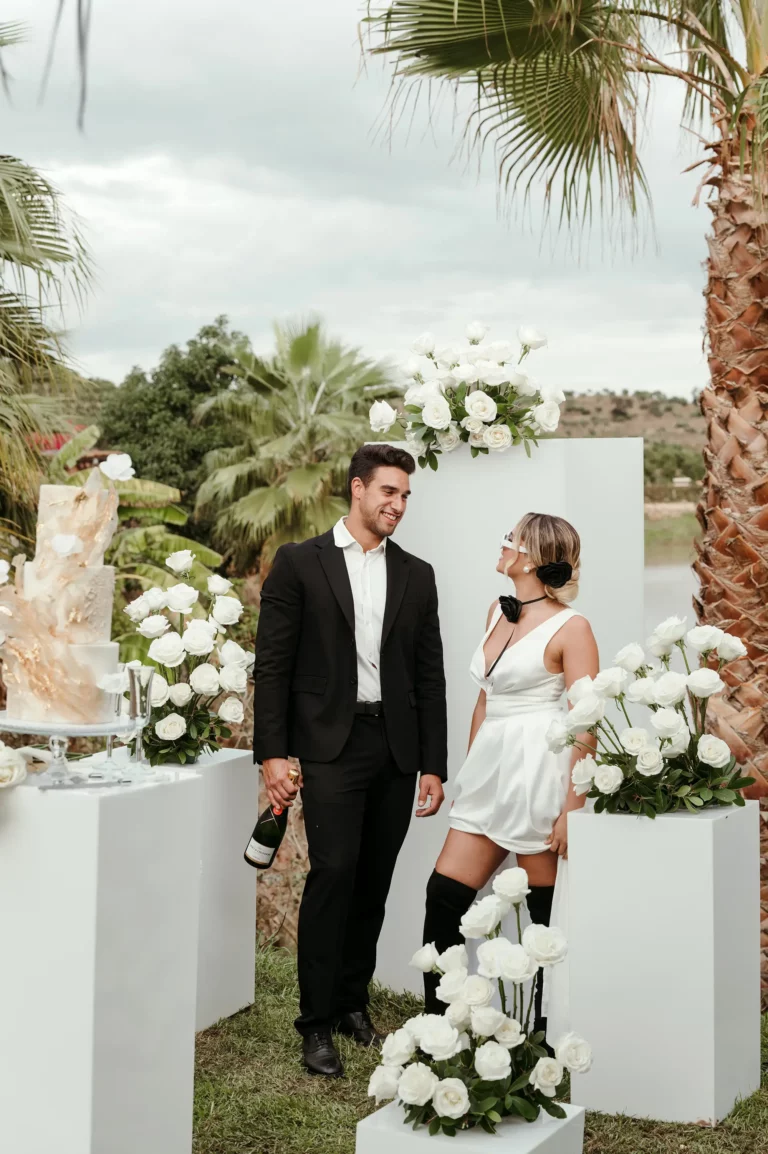 Monte Gordo Wedding photography - bride and groom 3